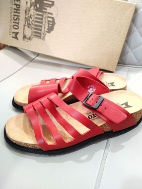 ❤️BRAND NEW MEPHISTO RED LEATHER SANDALS WOMENS SIZE U.S 6